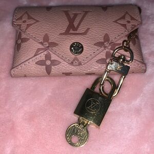 Lv lock # 205 & key